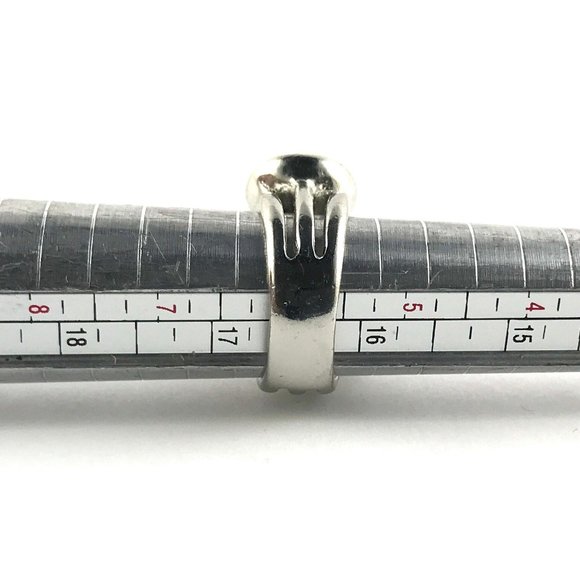 Cute Silver Tone CZ Ring Size 6 - Picture 4 of 4
